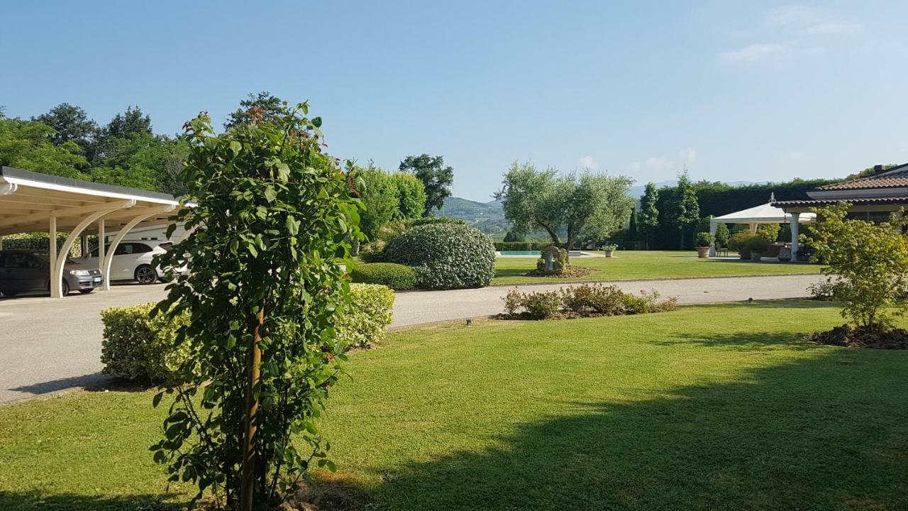 La Villa Nel Bosco Lucca Eksteriør bilde